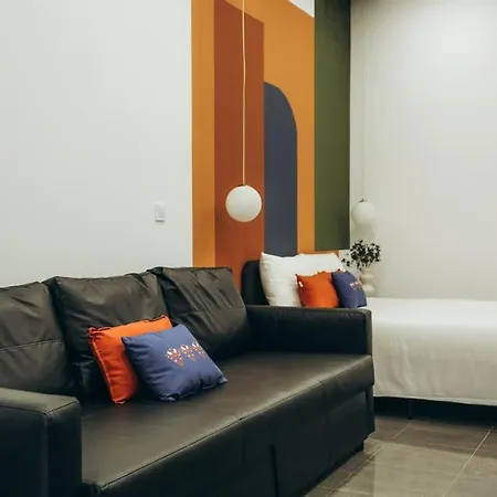 Leon Pere Alexandre 4 Apartamento Valencia